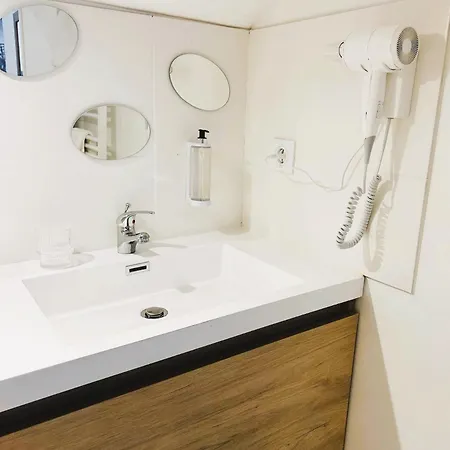 Apartmán Loft Dyane - Le Meridien #parking #lave-linge #clim #netflix Charbonnières-les-Bains